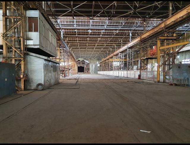 6,500M² FACTORY TO LET IN DUNCANVILLE